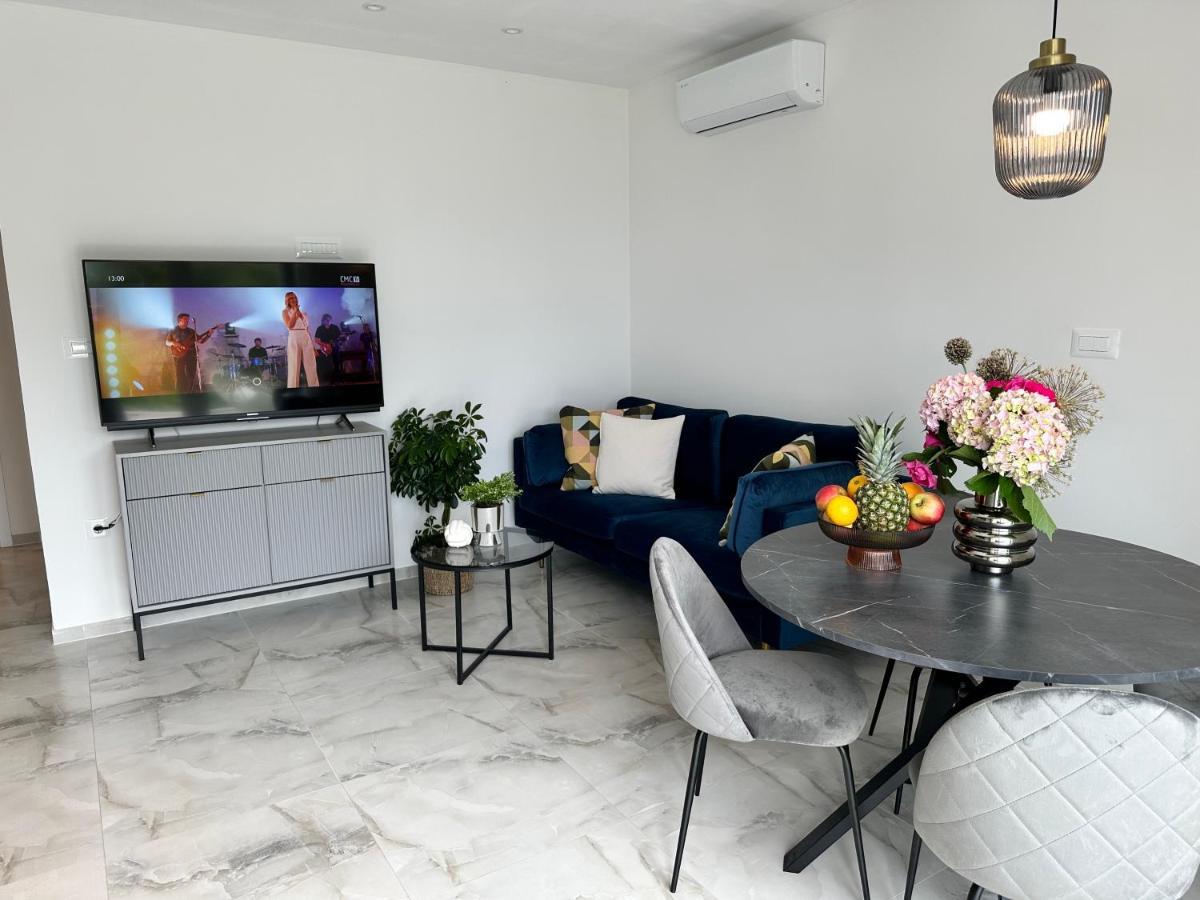 Olive View Apartment Brela Exterior foto